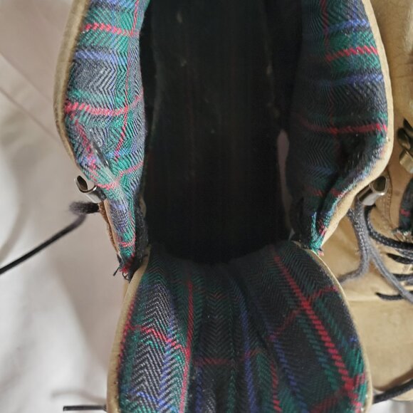 Tretorn  boots sz 8B - Picture 5 of 9